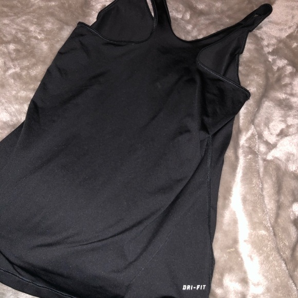 Nike pro tank top - Picture 3 of 3